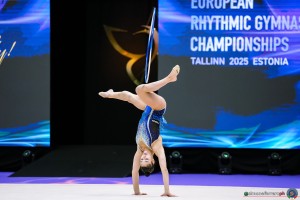 sr q raffaeli sofia ita sfe00354 copia simone ferraro ph